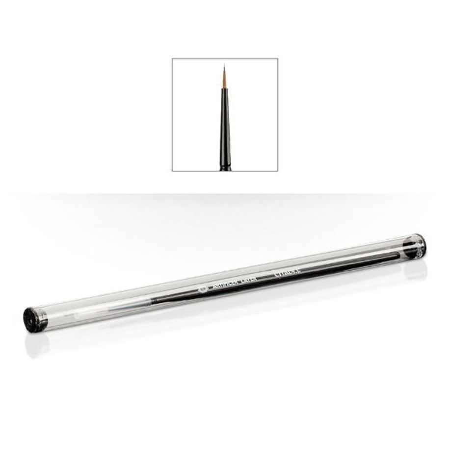 Citadel Artificer Layer Brush Small (63-28), high-quality miniature painting brush for detailed work on Warhammer miniatures, product image available at Game Roost NZ
