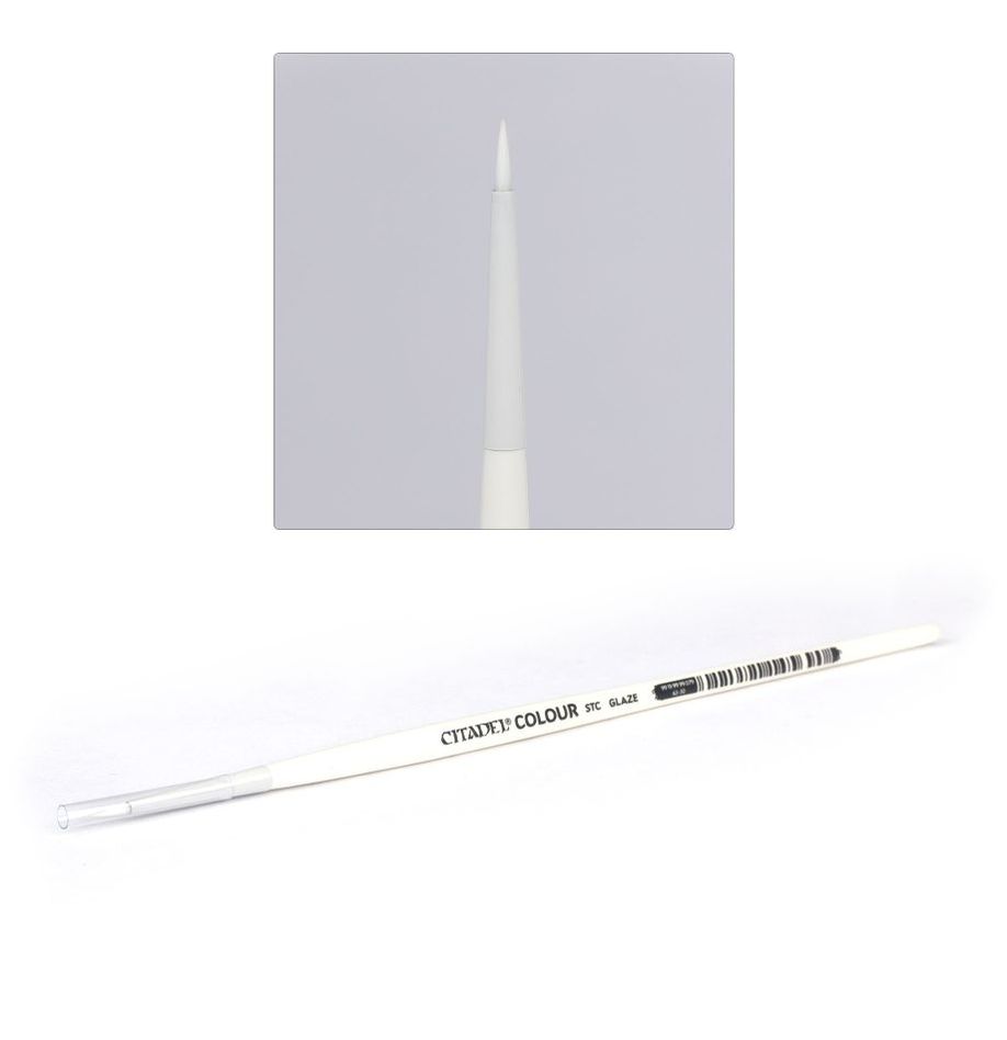 Citadel Colour Synthetic Glaze Brush Medium (63-30) – soft-tipped brush by Games Workshop for smooth blending and glazing, available at Game Roost
